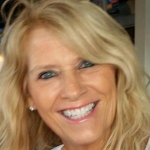 Meet your Posher, Lana